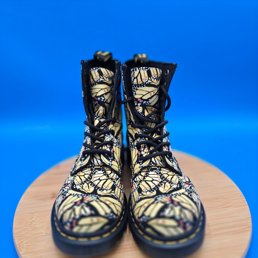 Dr. Martens 1460‎ W Butterfly Print Boots US Womens Size 7 EU 38 UK 5 New NWOB - Picture 3 of 9
